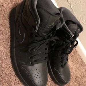 Nike men’s air Jordan retro 1 sneakers